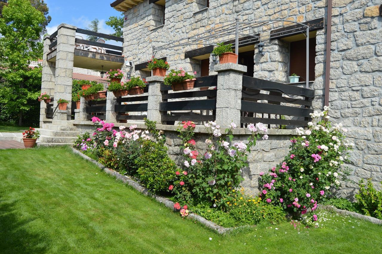 Posada Rural La Flor Las Navas del Marqués Eksteriør billede